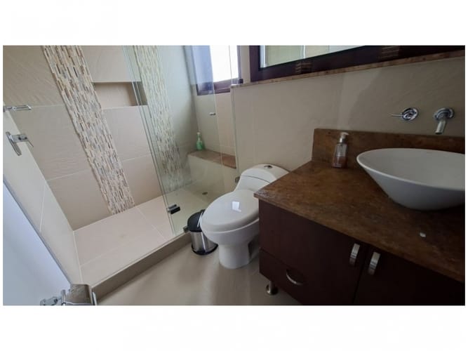 Casa de 5 alcobas en arriendo en El Retiro, 700 m² · foto 15 de 24