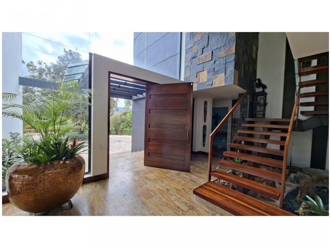Casa de 5 alcobas en arriendo en El Retiro, 700 m² · foto 16 de 24