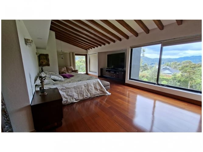 Casa de 5 alcobas en arriendo en El Retiro, 700 m² · foto 19 de 24