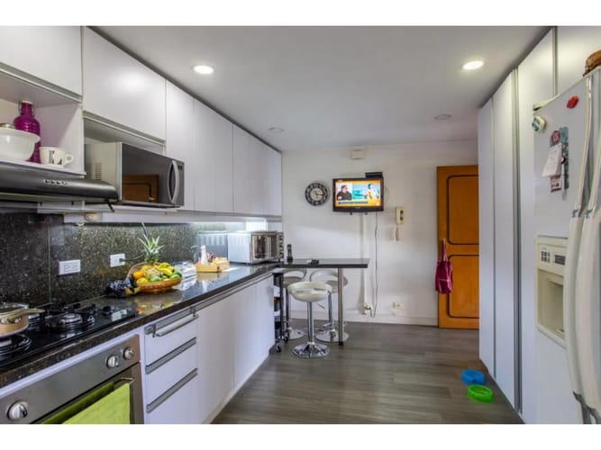 Apartamento de 4 alcobas en venta en El Poblado, Medellín, 305 m² · foto 4 de 22