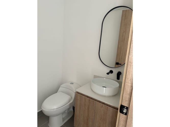 Apartamento de 2 alcobas en arriendo en Castropol, Medellín, 88 m² · foto 11 de 24