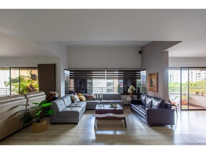 Apartamento de 4 alcobas en venta en El Poblado, Medellín, 305 m² · foto 12 de 22