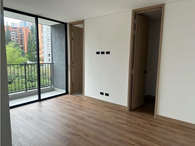 Apartamento de 2 alcobas en arriendo en Castropol, Medellín, 88 m² · foto 16 de 24
