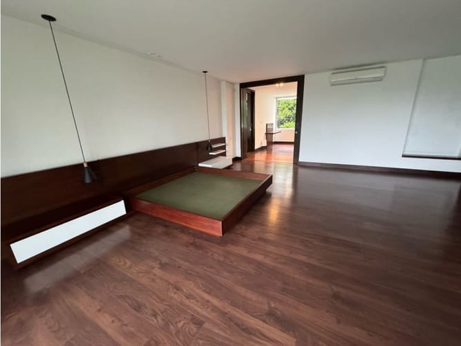 Casa de 5 alcobas en venta en Llano Grande, Rionegro, 670 m² · foto 15 de 23