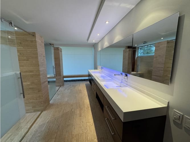 Casa de 5 alcobas en venta en Llano Grande, Rionegro, 670 m² · foto 16 de 23