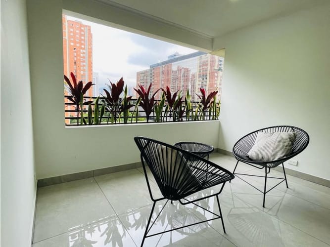 Apartamento de 5 alcobas en venta en El Poblado, Medellín, 262 m² · foto 11 de 20