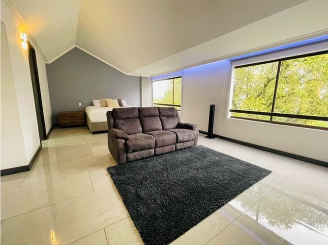 Apartamento de 5 alcobas en venta en El Poblado, Medellín, 262 m² · foto 14 de 20