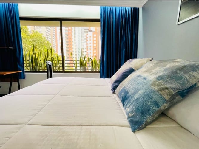 Apartamento de 5 alcobas en venta en El Poblado, Medellín, 262 m² · foto 17 de 20