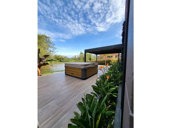 Casa de 4 alcobas en venta en Llano Grande, Rionegro, 540 m² · foto 2 de 22