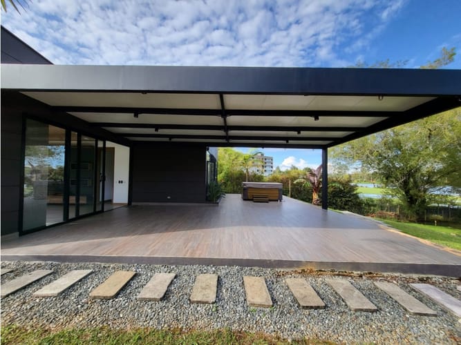 Casa de 4 alcobas en venta en Llano Grande, Rionegro, 540 m² · foto 11 de 22