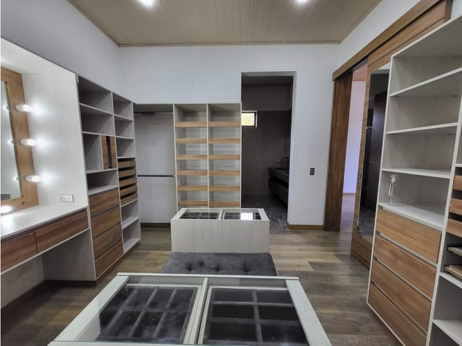 Casa de 4 alcobas en venta en Llano Grande, Rionegro, 540 m² · foto 21 de 22