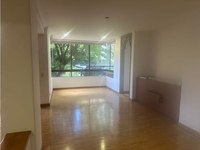 Apartamento de 3 alcobas en arriendo en El Poblado, Medellín, 175 m² · foto 5 de 24