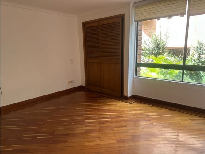 Apartamento de 3 alcobas en arriendo en El Poblado, Medellín, 175 m² · foto 21 de 24