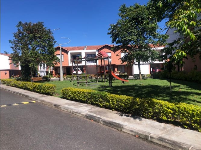 Casa de 3 alcobas en venta en La Ceja, 124 m² · foto 22 de 23