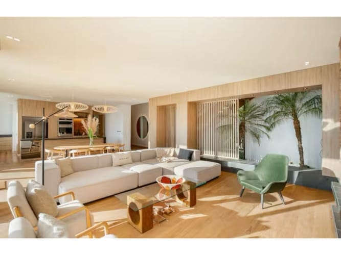 Casa de 6 alcobas en venta en Las Palmas, Medellín, 830 m² · foto 2 de 23