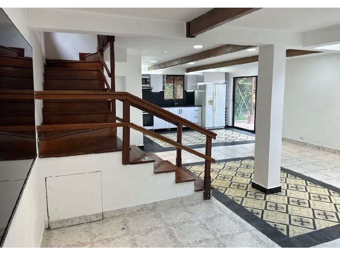 Casa de 3 alcobas en venta en Santa Elena, Rionegro, 250 m² · foto 8 de 23