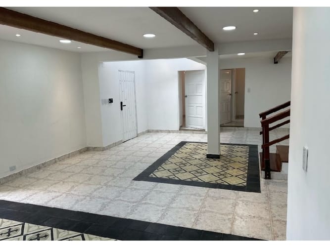 Casa de 3 alcobas en venta en Santa Elena, Rionegro, 250 m² · foto 10 de 23