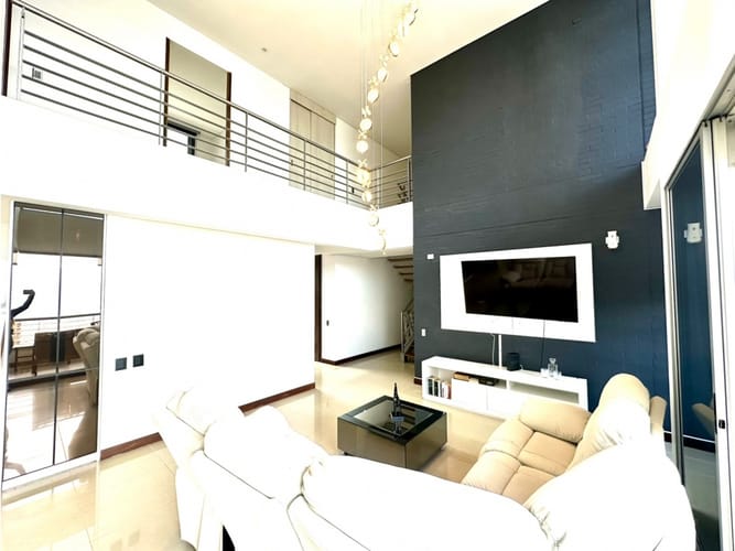 Apartamento de 3 alcobas en arriendo en Los Balsos, Medellín, 196 m² · foto 6 de 21