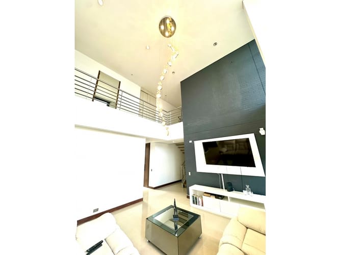 Apartamento de 3 alcobas en arriendo en Los Balsos, Medellín, 196 m² · foto 7 de 21