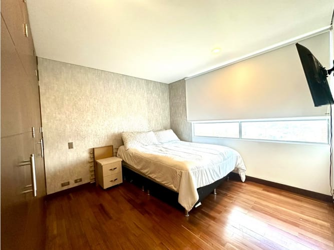 Apartamento de 3 alcobas en arriendo en Los Balsos, Medellín, 196 m² · foto 11 de 21