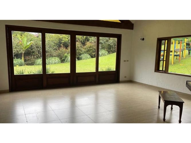 Casa de 5 alcobas en venta en El Retiro, 470 m² · foto 4 de 14