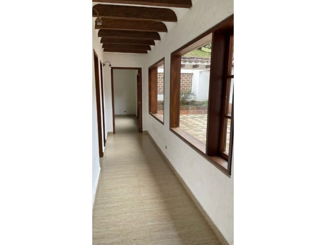 Casa de 5 alcobas en venta en El Retiro, 470 m² · foto 5 de 14