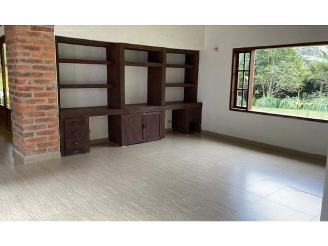 Casa de 5 alcobas en venta en El Retiro, 470 m² · foto 9 de 14