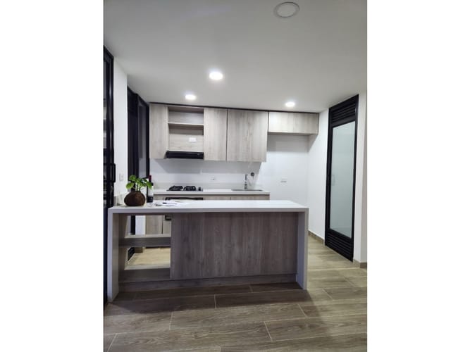 Apartamento de 2 alcobas en venta en El Retiro, 85 m² · foto 4 de 15