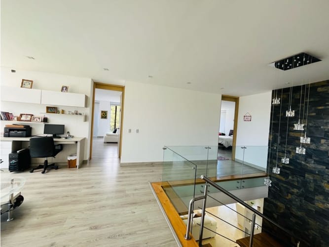 Casa de 4 alcobas en venta en Vía Las Palmas, Medellín, 450 m² · foto 8 de 24