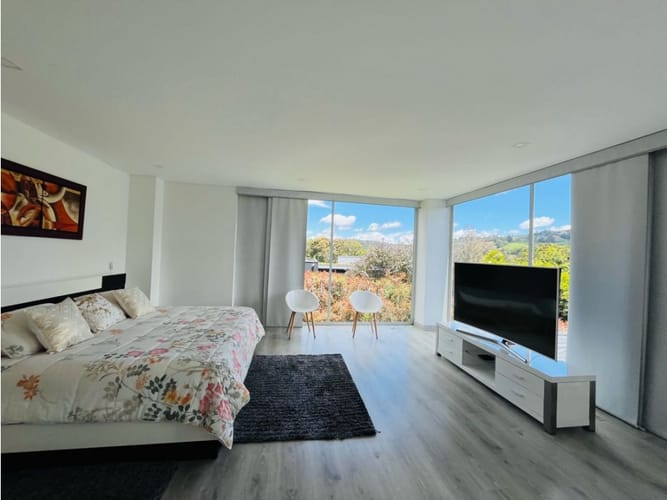 Casa de 4 alcobas en venta en Vía Las Palmas, Medellín, 450 m² · foto 13 de 24