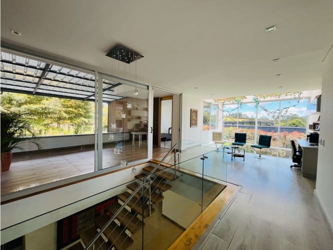 Casa de 4 alcobas en venta en Vía Las Palmas, Medellín, 450 m² · foto 15 de 24