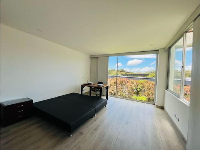 Casa de 4 alcobas en venta en Vía Las Palmas, Medellín, 450 m² · foto 17 de 24