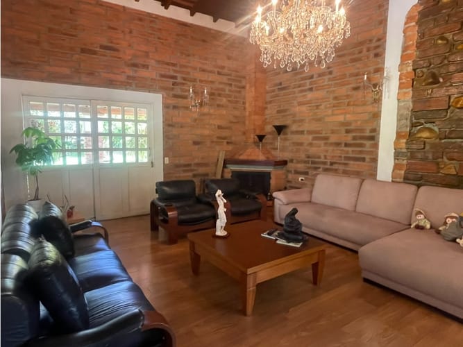 Casa de 4 alcobas en arriendo en So�Adora, Rionegro, 250 m² · foto 2 de 17