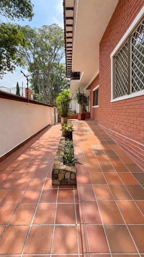 Oficina en arriendo en San Fernando Viejo, Cali, 400 m² · foto 2 de 20