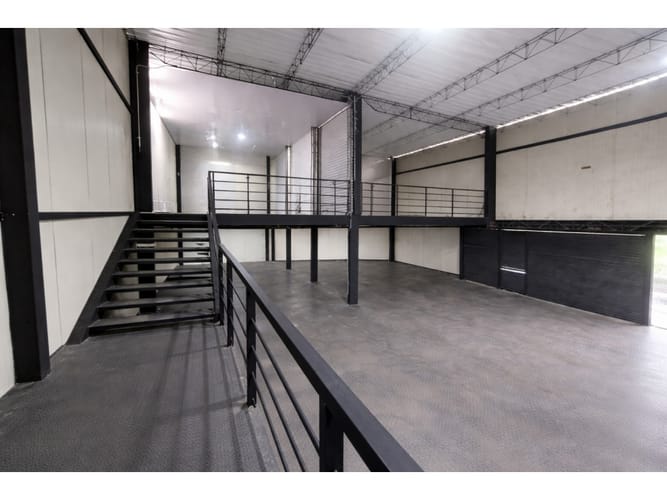 Bodega en arriendo en Guarne, 930 m² · foto 5 de 8