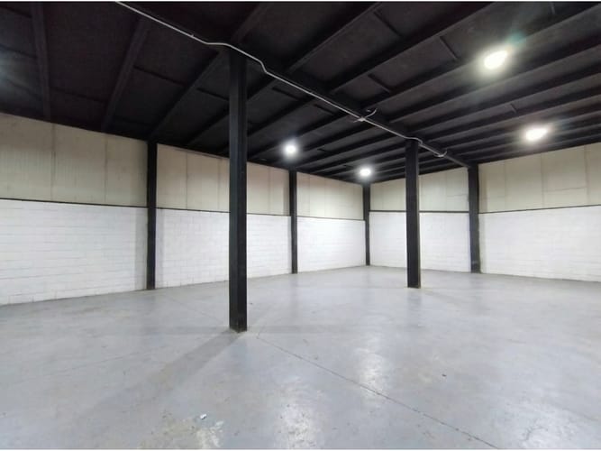 Bodega en arriendo en Guarne, 930 m² · foto 8 de 8
