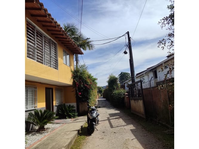 Casa de 5 alcobas en venta en La Ceja, 154 m² · foto 5 de 24