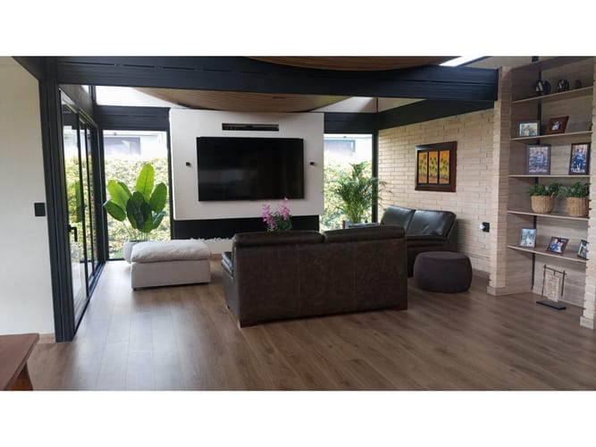 Casa de 4 alcobas en venta en Llano Grande, Rionegro, 300 m² · foto 5 de 24