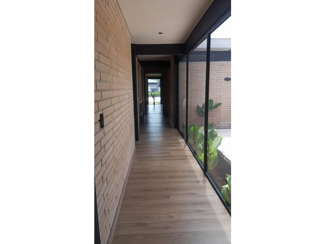Casa de 4 alcobas en venta en Llano Grande, Rionegro, 300 m² · foto 13 de 24