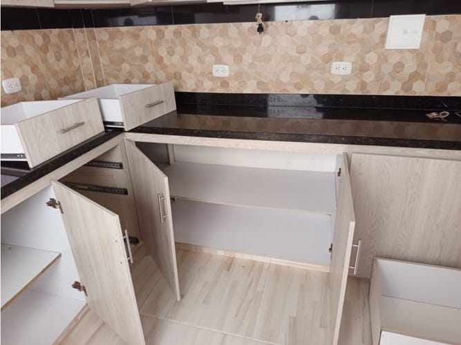Casa de 5 alcobas en venta en La Ceja, 154 m² · foto 17 de 24