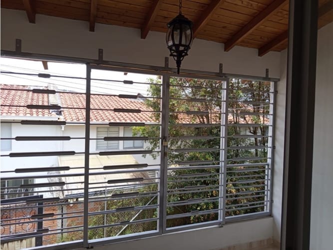 Casa de 5 alcobas en venta en La Ceja, 154 m² · foto 18 de 24