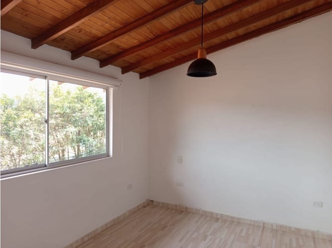 Casa de 5 alcobas en venta en La Ceja, 154 m² · foto 22 de 24