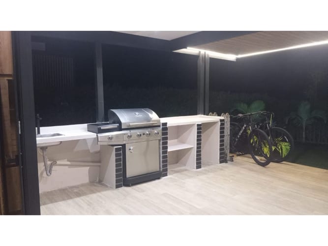 Casa de 4 alcobas en venta en Llano Grande, Rionegro, 300 m² · foto 23 de 24