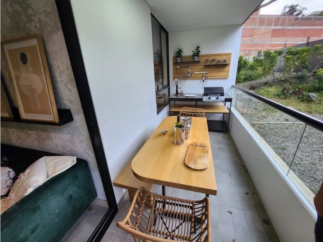 Apartamento de 2 alcobas en venta en El Poblado, Medellín, 89 m² · foto 6 de 22