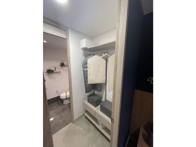 Apartamento de 2 alcobas en venta en El Poblado, Medellín, 89 m² · foto 9 de 22
