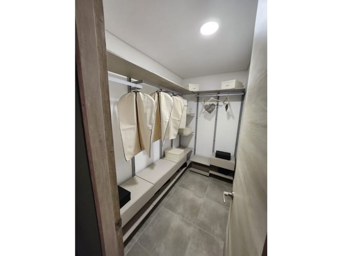 Apartamento de 2 alcobas en venta en El Poblado, Medellín, 89 m² · foto 15 de 22
