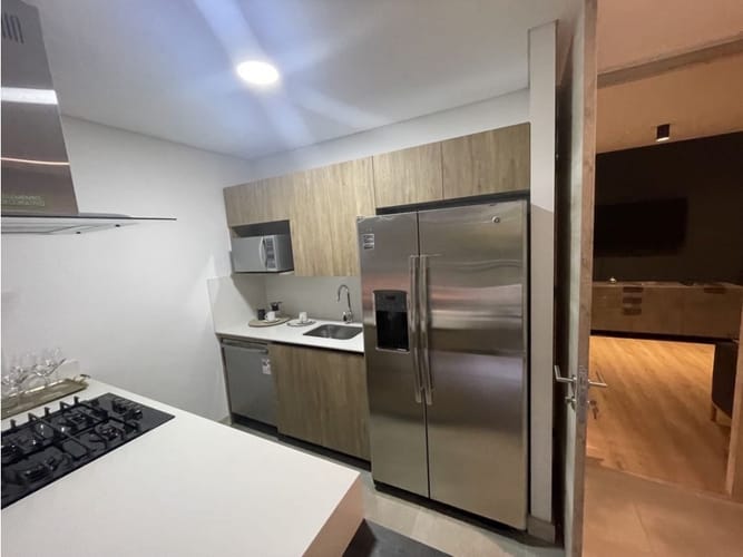 Apartamento de 2 alcobas en venta en El Poblado, Medellín, 89 m² · foto 16 de 22