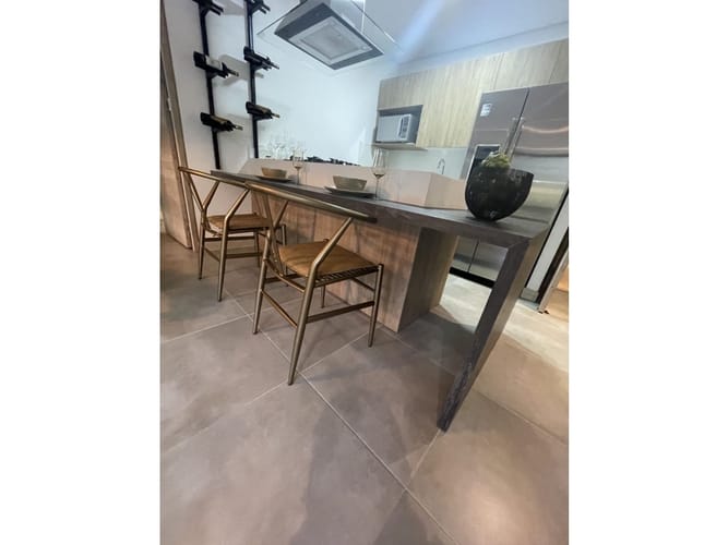 Apartamento de 2 alcobas en venta en El Poblado, Medellín, 89 m² · foto 18 de 22
