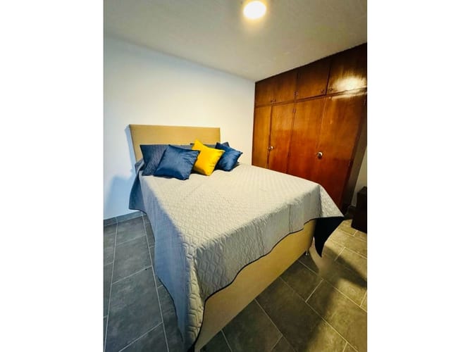 Casa de 4 alcobas en arriendo en Montessori, Envigado, 450 m² · foto 10 de 19
