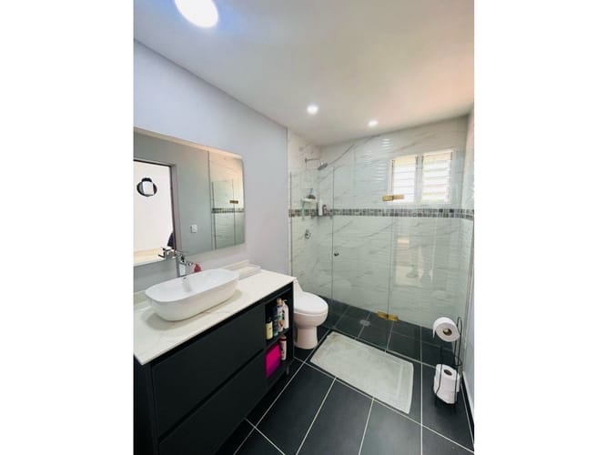 Casa de 4 alcobas en arriendo en Montessori, Envigado, 450 m² · foto 19 de 19